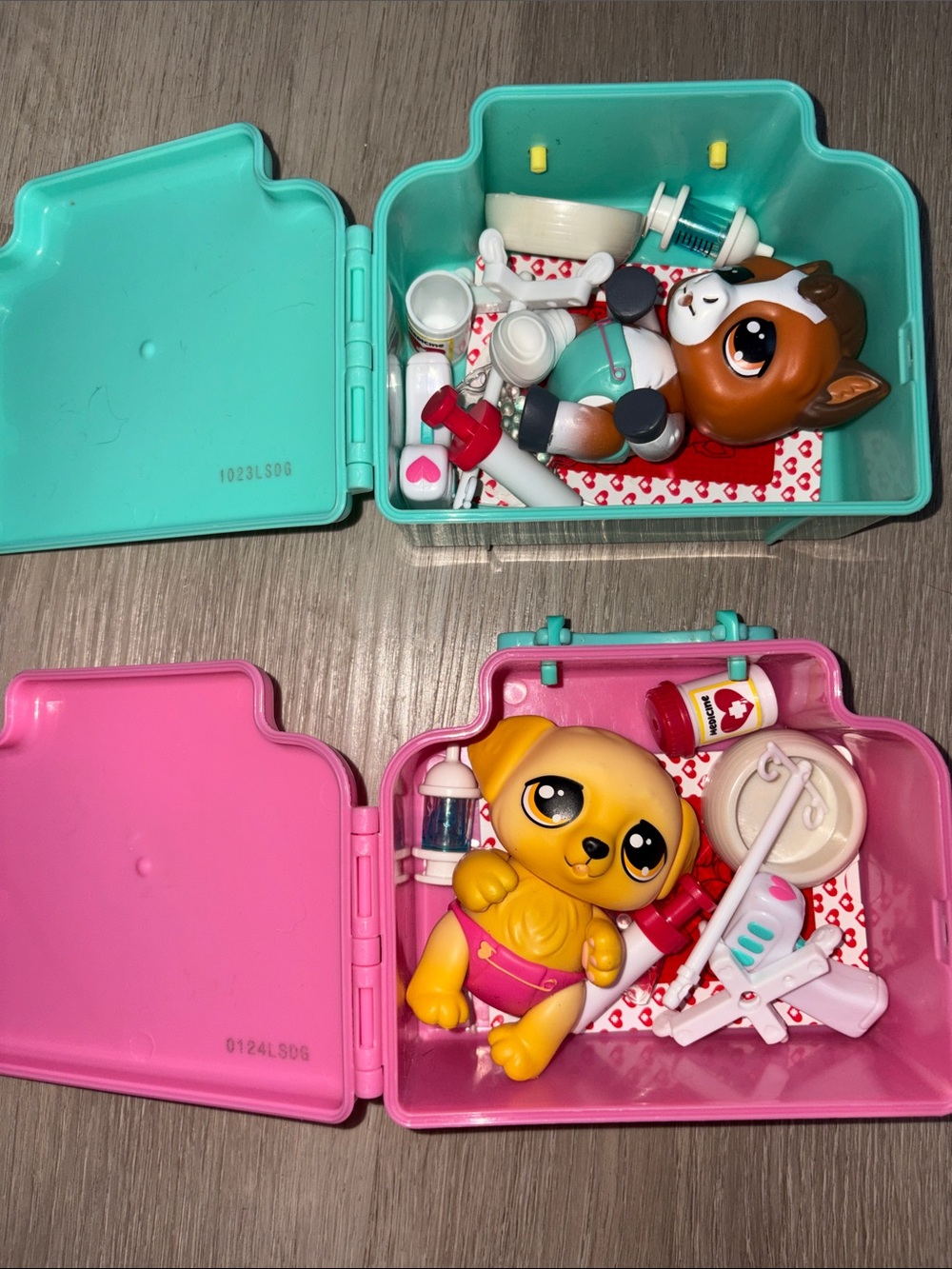 TLC Critters Boo-Boo Better- Little Pet Clinic Playset - Pink and Teal Kids Toy - Picture 5 of 13